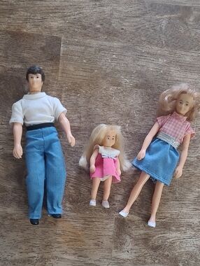 Vintage Set Of 3 Horsman Dollhouse Family, Mom, Dad, Child, 1980/90s, Dolls